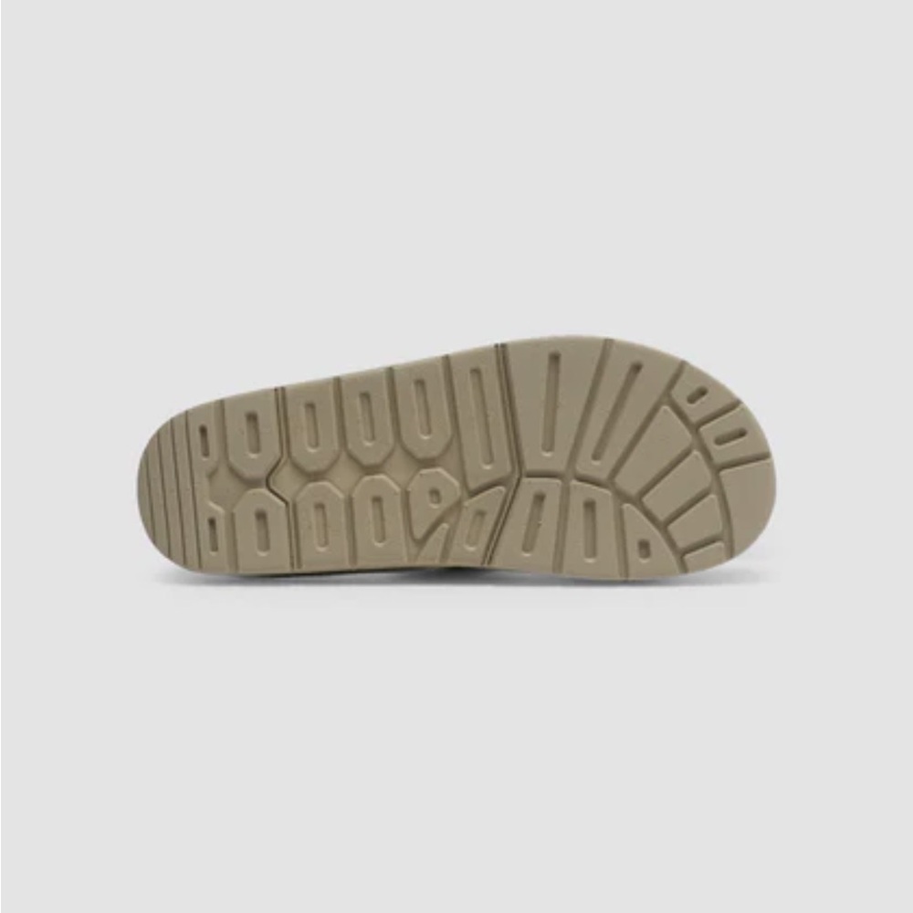 SEICHI Men's Beige Slip-On Sandals - Picture 5 of 8